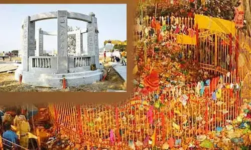 Medaram: రహస్యంగా కొనసాగుతున్న గద్దెల పునఃప్రతిష్టాపన కార్యక్రమం