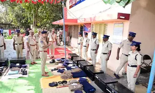 విధుల్లో క్ర‌మ‌శిక్ష‌ణ‌, స‌మ‌య పాల‌న పాటించాలి : ఎస్పీ అఖిల్ మ‌హాజ‌న్