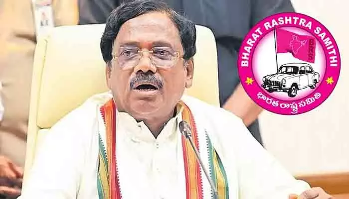 అది ముమ్మాటికీ బీఆర్ఎస్కు లాభమే.. మంత్రి వివేక్ ఆసక్తికర వ్యాఖ్యలు అది ముమ్మాటికీ బీఆర్ఎస్కు లాభమే.. మంత్రి వివేక్ ఆసక్తికర వ్యాఖ్యలు