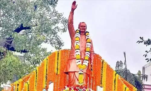 నేడు అమరావతిలో వాజ్‌పేయి విగ్రహావిష్కరణ