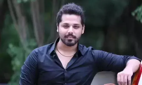 12 రోజులు నరకం చూశా.. కుటుంబంతో పారిపోదామనుకున్నానంటూ టాలీవుడ్ హీరో ఎమోషనల్ కామెంట్స్