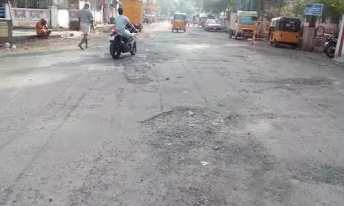 రోడ్లకు మహర్దశ.. రూ.205.12 కోట్లు విడుదల