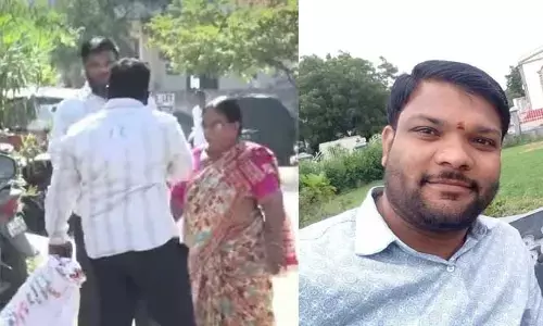 భార్య మోసం చేస్తోంది.. న్యాయం కావాలంటూ ఓ భర్త నిరసన