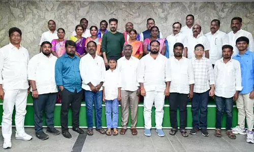 సీఎం రేవంత్ రెడ్డిని కలిసిన కొండారెడ్డి పల్లి సర్పంచ్, వార్డు సభ్యులు
