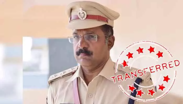 పోలీసు శాఖలో కీలక పరిణామం.. భీమవరం డీఎస్పీ జయసూర్య బదిలీ పోలీసు శాఖలో కీలక పరిణామం.. భీమవరం డీఎస్పీ జయసూర్య బదిలీ