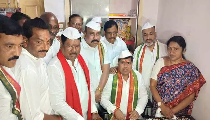 కాంగ్రెస్ పార్టీ బలోపేతానికి కృషి చేయాలి కాంగ్రెస్ పార్టీ బలోపేతానికి కృషి చేయాలి
