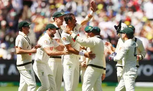 Ashes: బాక్సింగ్ డే టెస్ట్‌లో సంచలనం.. ఒకేరోజు నేలకూలిన 20 వికెట్లు
