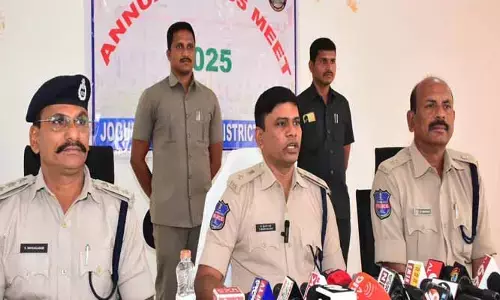 ప్రజల భద్రతే లక్ష్యం.. నేరగాళ్లపై నిఘా : ఎస్పీ టీ. శ్రీనివాస్ రావు