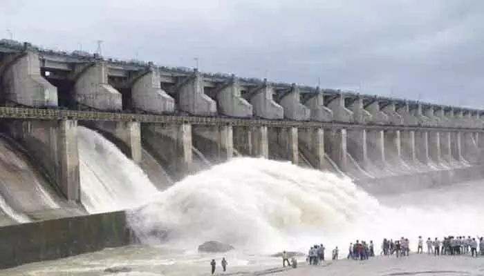 ఈ నెల 31న కాకతీయ కాలువకు నీళ్లు విడుదల ఈ నెల 31న కాకతీయ కాలువకు నీళ్లు విడుదల
