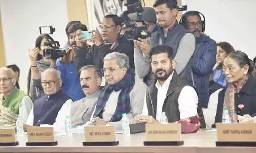 సీడబ్ల్యూసీ సమావేశానికి హాజరైన సీఎం రేవంత్ రెడ్డి.. కీలక తీర్మానాలు చేసే చాన్స్!