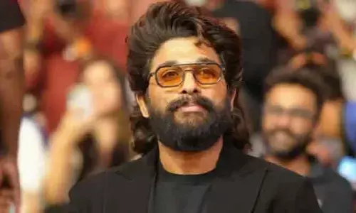హీరో అల్లు అర్జున్‌కు బిగ్ షాక్.. పుష్పా-2 తొక్కిసలాటపై ఛార్జిషీట్