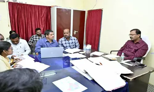 భూభారతి పెండింగ్ దరఖాస్తులను సత్వరమే పరిష్కరించాలి : కలెక్టర్ టి.వినయ్ కృష్ణారెడ్డి