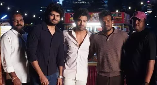 ప్రేమ నిప్పులాంటిది.. దీపం కావొచ్చు.. దహించే కార్చిచ్చ కావొచ్చు.. ఆసక్తిరంగా ‘కాగితం పడవలు’ ట్రైలర్ ప్రేమ నిప్పులాంటిది.. దీపం కావొచ్చు.. దహించే కార్చిచ్చ కావొచ్చు.. ఆసక్తిరంగా ‘కాగితం పడవలు’ ట్రైలర్