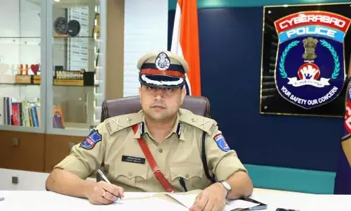 సైబరాబాద్ CP ఐడియా అదుర్స్.. విద్యార్థులకు భారీ ఉపశమనం..