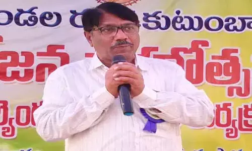 రజకులు అన్ని రంగాల్లో రాణించాలి : మోటార్ వెహికిల్ ఇన్ స్పెక్టర్ సంగం వెంకట పుల్లయ్య.