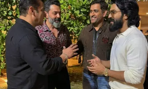 సల్మాన్ ఖాన్ 60వ పుట్టినరోజు వేడుకకు హాజరైన రామ్ చరణ్.. ఫొటోలు వైరల్