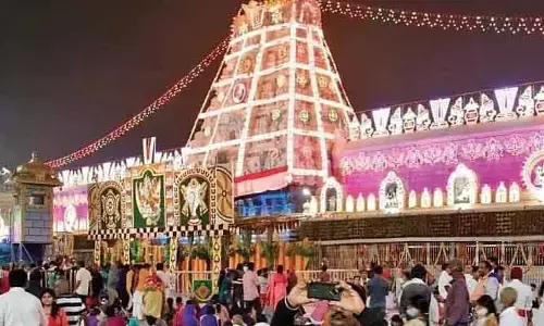 రేపే ముక్కోటి ఏకాదశి.. తిరుమలలో 20 గంటలపాటు దర్శనాలు