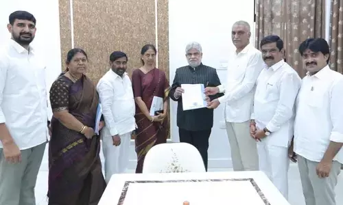 సభలో ప్రాజెక్టులపై పీపీటీకి అవకాశం ఇవ్వండి.. స్పీకర్‌కు బీఆర్ఎస్‌ఎల్పీ వినతి