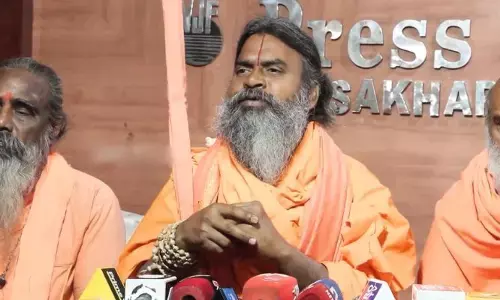 తిరుపతిలో స్వామి వారికి అన్యాయం జరుగుతోంది: శ్రీనివాసనంద సరస్వతి