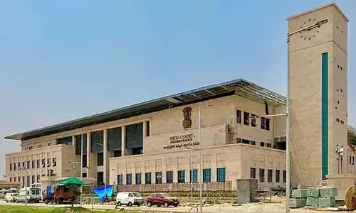 ఏపీ హైకోర్టు కీలక తీర్పు.. గ్రూప్‌-2 రిజర్వేషన్లపై దాఖలైన పిటిషన్లు కొట్టివేత