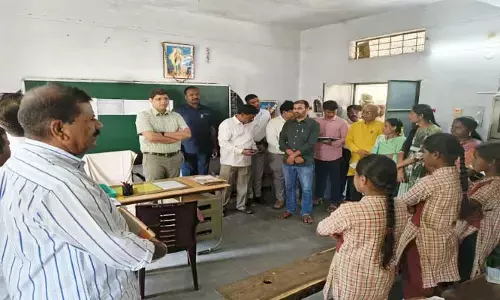 మండ‌లంలో క‌లెక్ట‌ర్ ప‌ర్య‌ట‌న