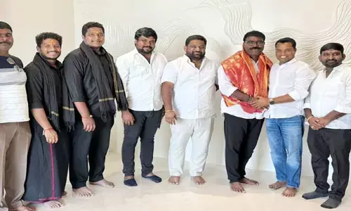 బ‌ల‌హీన వ‌ర్గాల ఆశాజ్యోతి జాలే న‌ర‌సింహారెడ్డి : జాలెతిల‌క్ రెడ్డి