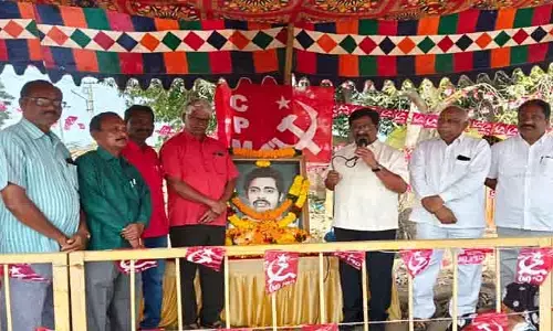 పేదల క‌డుపులు కొట్టి పెద్ద‌ల‌కు పంచ‌డ‌మే బీజేపీ ఎజెండా : మాజీ ఎమ్మెల్యే జూల‌కంటి రంగారెడ్డి