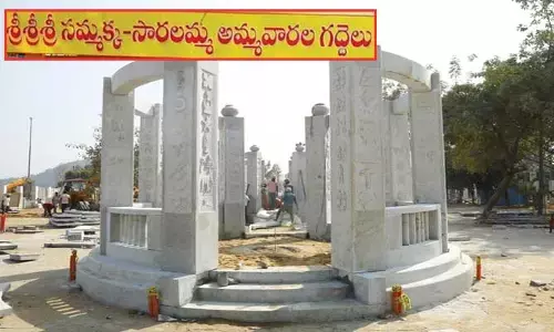 మేడారంలో 24 గంటలు మూడు షిఫ్టుల్లో పనులు
