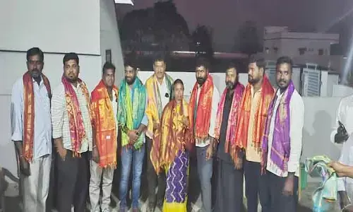 పోటా పోటీగా సర్పంచ్ ల ఫోరం అధ్యక్షుల ఏకగ్రీవం