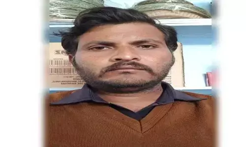 ఏజెంట్ చేతిలో మోసపోయిన నా భర్తను కాపాడండి
