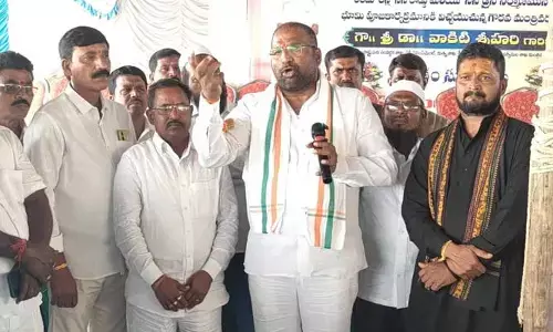 ఎన్నికల విడిపోయిన చేతులే అభివృద్ధిలో కలుపుదాం : మంత్రి వాకిటి శ్రీహ‌రి