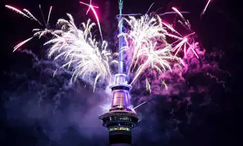 New Year Celebrations 2026 : నూతన సంవత్సరానికి ఆహ్వానం పలికిన ఆక్లాండ్