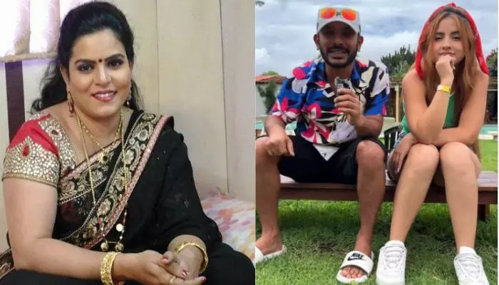 అన్వేష్పై రెచ్చిపోయిన కరాటే కల్యాణి.. పంజాగుట్ట పీఎస్లో కేసు నమోదు అన్వేష్పై రెచ్చిపోయిన కరాటే కల్యాణి.. పంజాగుట్ట పీఎస్లో కేసు నమోదు