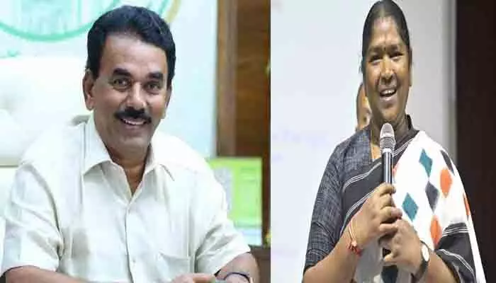 రాష్ట్ర ప్రజలకు మంత్రులు జూపల్లి, సీతక్క నూతన సంవత్సర శుభాకాంక్షలు రాష్ట్ర ప్రజలకు మంత్రులు జూపల్లి, సీతక్క నూతన సంవత్సర శుభాకాంక్షలు