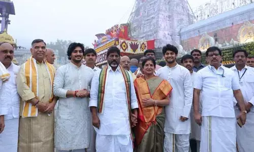 తిరుమల శ్రీవారిని దర్శించుకున్న డిప్యూటీ సీఎం భట్టి విక్రమార్క కుటుంబం