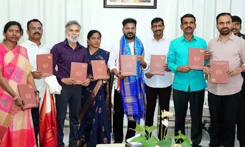 టీజీటీఏ డైరీని ఆవిష్కరించిన సీఎం రేవంత్‌రెడ్డి