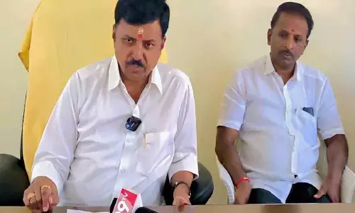 గ్రామ స‌మైక్య సంఘాల‌కు సొంత భ‌వనాలు