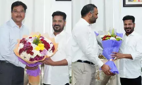 సీఎం రేవంత్ రెడ్డికి న్యూ ఇయర్ విషెస్ చెప్పిన కమిషనర్లు