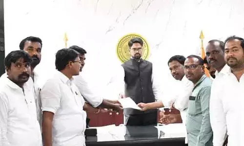 ఎమ్మెల్యే మేఘారెడ్డి ప్ర‌తిపాద‌న‌ను ర‌ద్దు చేసి రైతుల‌ను ఆదుకోండి.. క‌లెక్ట‌ర్ కి విన‌తి