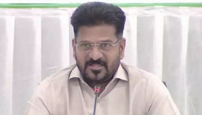ఆ ఇద్దరి సంతకాలే రాష్ట్రానికి మరణశాసనం.. సీఎం రేవంత్ రెడ్డి సెన్సేషనల్ కామెంట్స్ ఆ ఇద్దరి సంతకాలే రాష్ట్రానికి మరణశాసనం.. సీఎం రేవంత్ రెడ్డి సెన్సేషనల్ కామెంట్స్
