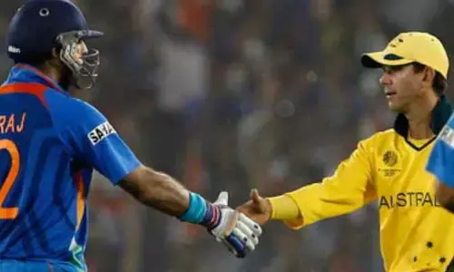 Ricky Ponting : గంభీర్ ను తొలగించి, యువరాజ్ కు ఛాన్స్ ఇవ్వండి..!