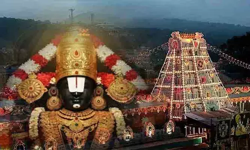 తిరుమలలో భారీగా తగ్గిన భక్తుల రద్దీ..