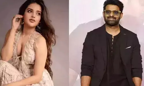 ప్రభాస్ చేసిన పనికి సెట్‌లో కంట్రోల్‌లో ఉండలేకపోయాను.. నిధి అగర్వాల్ షాకింగ్ కామెంట్స్