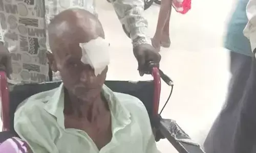 తాటి చెట్టు పై నుంచి పడి గీత కార్మికుడికి గాయాలు