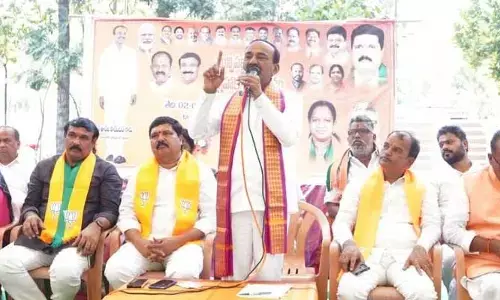 ‘నాన్ లోకల్ అంటూ ట్రోల్స్’.. స్పందించిన MP ఈటల