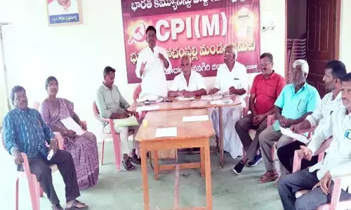 కేంద్రం ప్ర‌వేశ‌పెట్టిన నాలుగు చ‌ట్టాల‌ను విర‌మించుకోవాలి : సీపీఎం