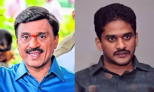 బళ్లారిలో అసలేం జరుగుతోంది? మరో రాయలసీమ కాబోతుందా?