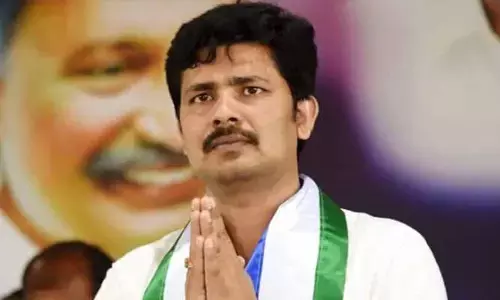 వాళ్లను విడిపించండి.. ప్లీజ్: వైసీపీ ఎంపీ ఆవేదన