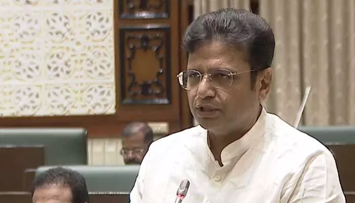 బీఆర్ఎస్పై మంత్రి శ్రీధర్ బాబు హాట్ కామెంట్స్ బీఆర్ఎస్పై మంత్రి శ్రీధర్ బాబు హాట్ కామెంట్స్