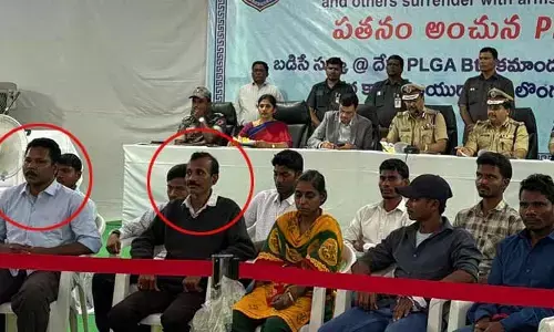 Maoists: డీజీపీ ఎదుట బర్సీ దేవా, కంకణాల రాజిరెడ్డితో సహా 20 మంది మావోయిస్టుల సరెండర్